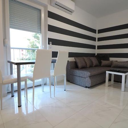 Sneky Apartment Pula Exterior photo