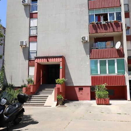 Sneky Apartment Pula Exterior photo